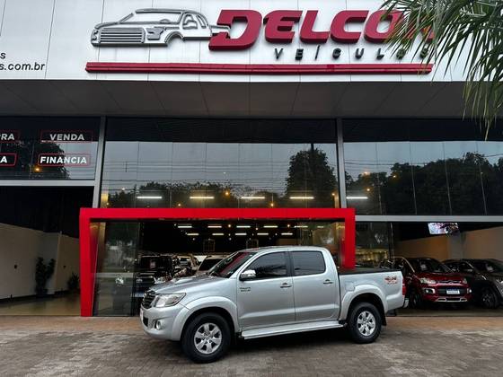 TOYOTA HILUX 3.0 SRV TOP 4X4 CD 16V TURBO INTERCOOLER DIESEL 4P AUTOMÁTICO